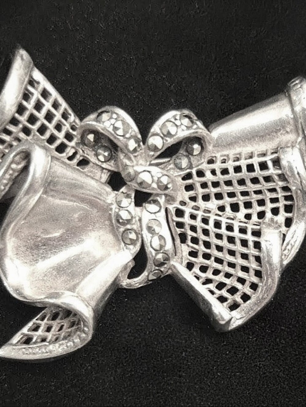 True Vintage Marcasite & Sterling Silver 925 BOW Brooch Pin